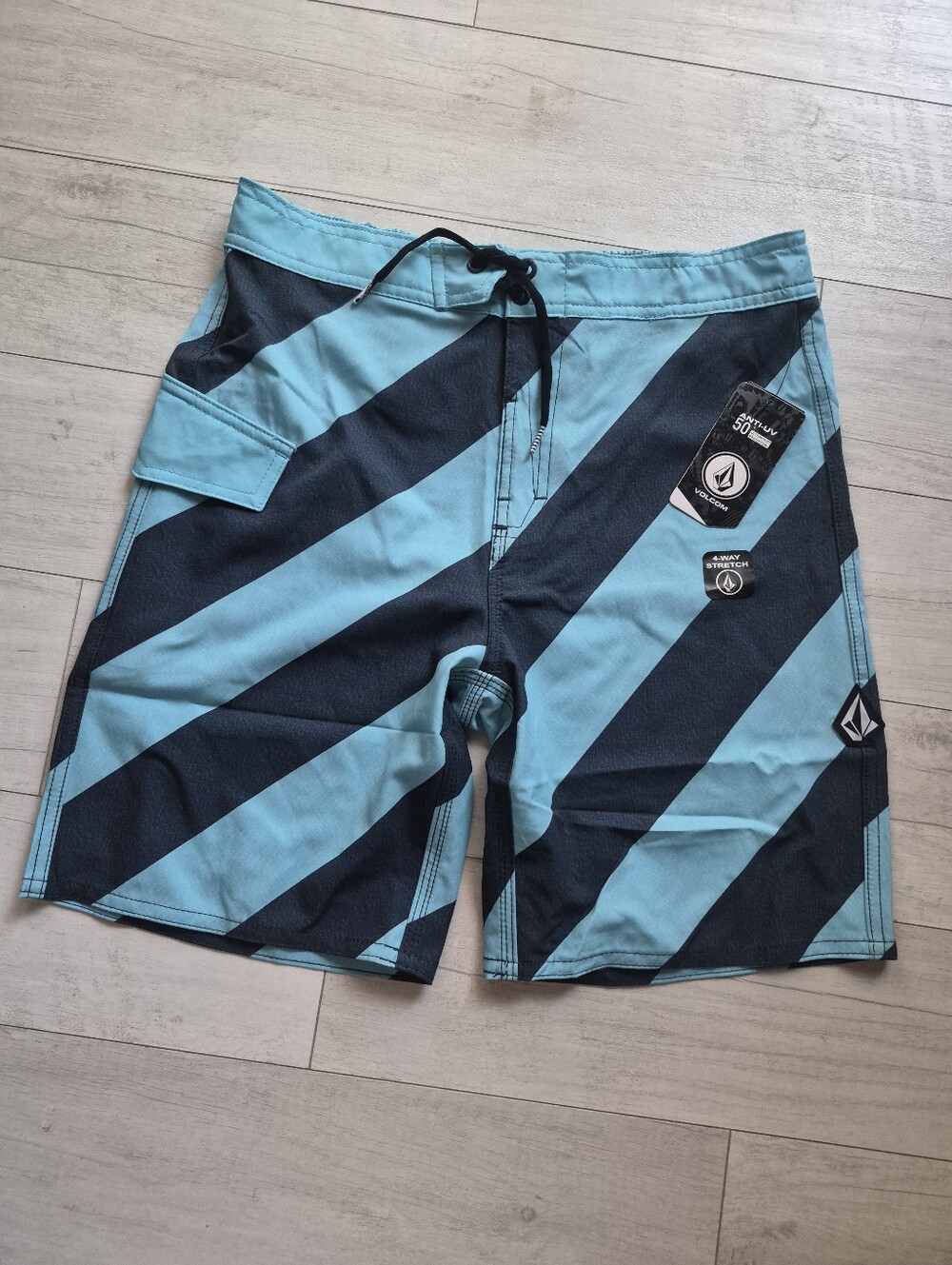 VOLCOM NEW Boys Blue Stripes Boardshorts  Swim Trunks